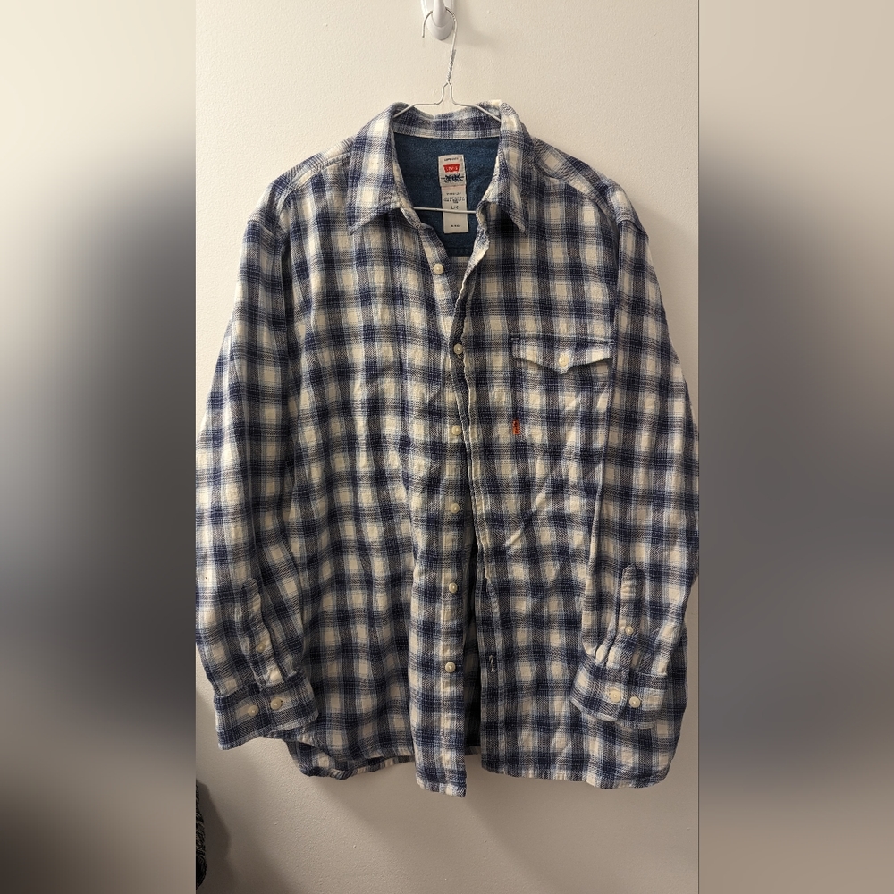 Levi's cotton fleece shirt size L tiled pattern